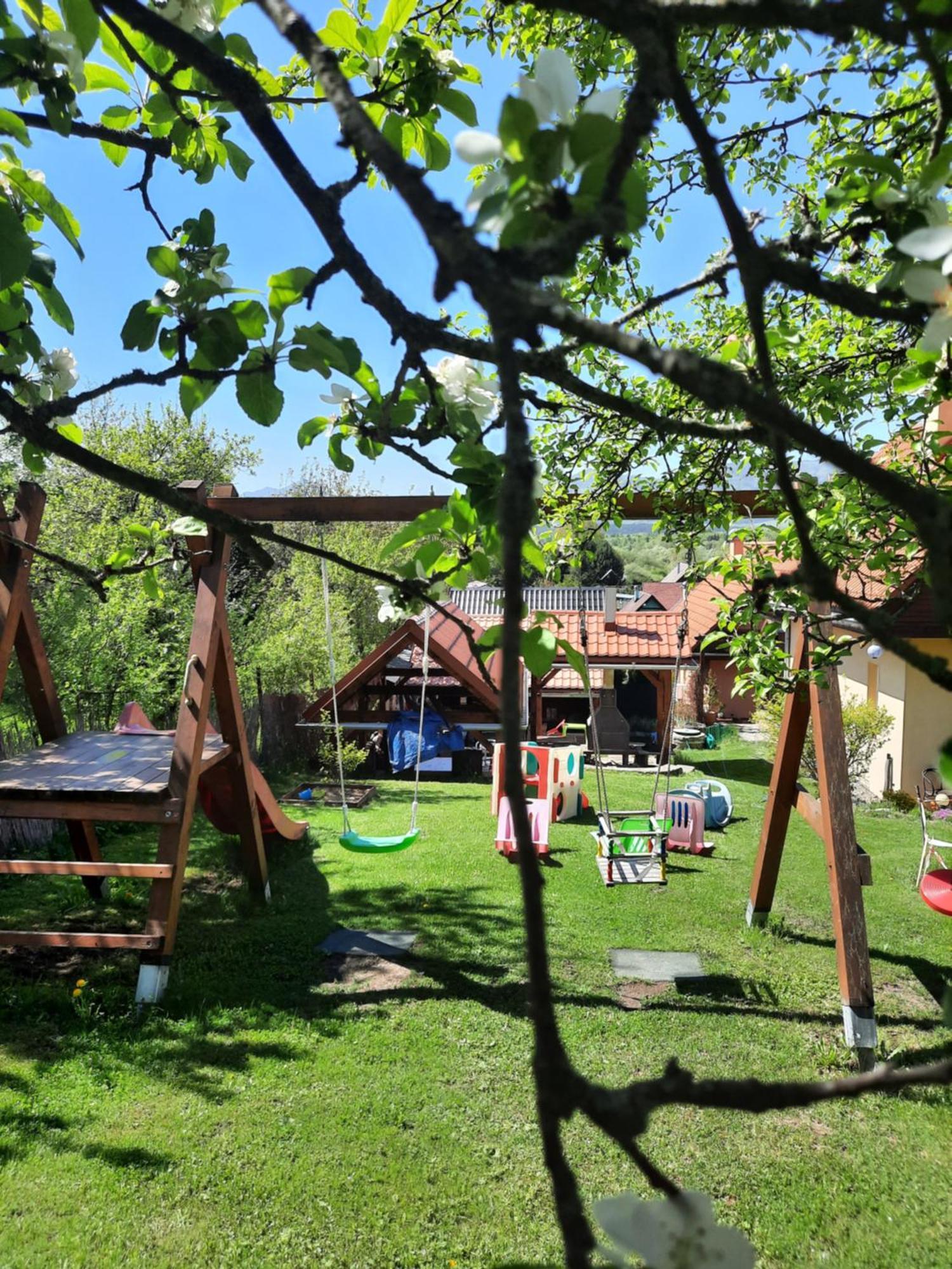 Domceky Holiday Liptovský Trnovec Esterno foto